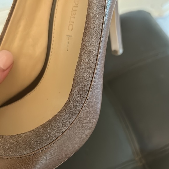Banana Republic shoes - Picture 5 of 6